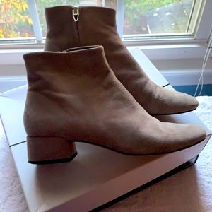 Dolce Vita Jac Bootie Smoke Suede sz 8